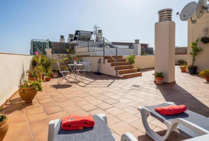 Minaga 3 Apartment